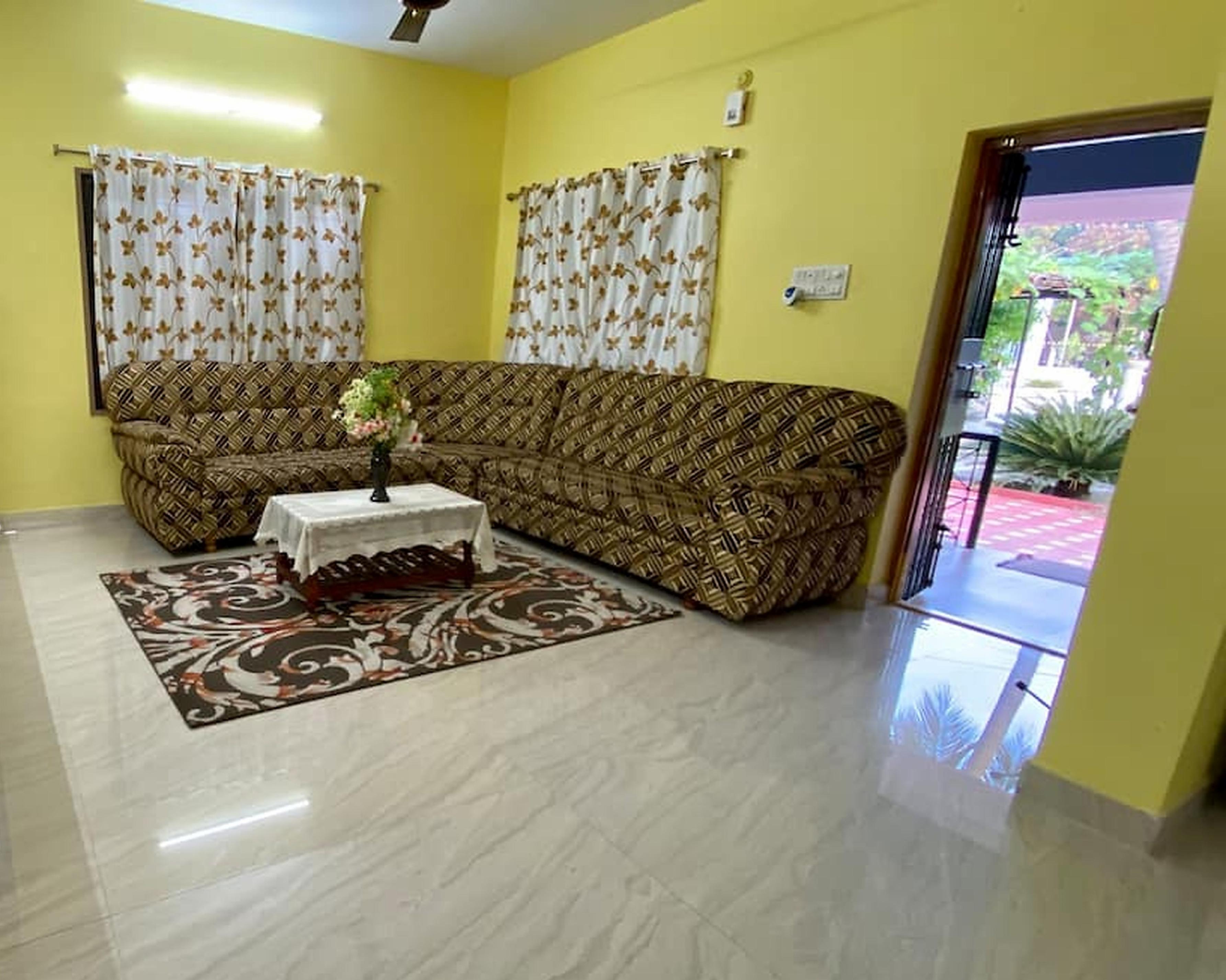 Tirupati Homestay-Villa 42 - Tap to explore photos