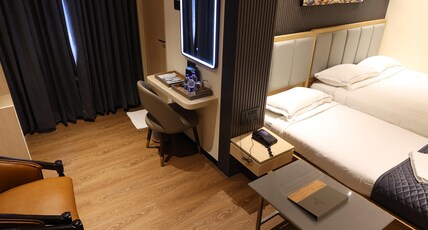 Maple Tree Hotels Room Type - Family Triple