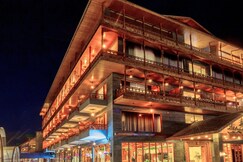 Snow Flakes Resort And Spa Centrally Heated Luxury Resort