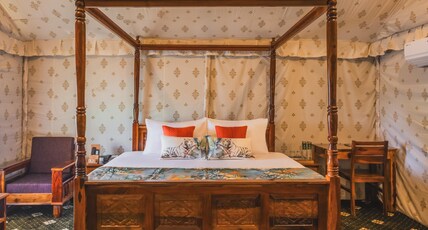 The Forest Chapter By Sayaji Madhai Room Type - Riverfront Tent