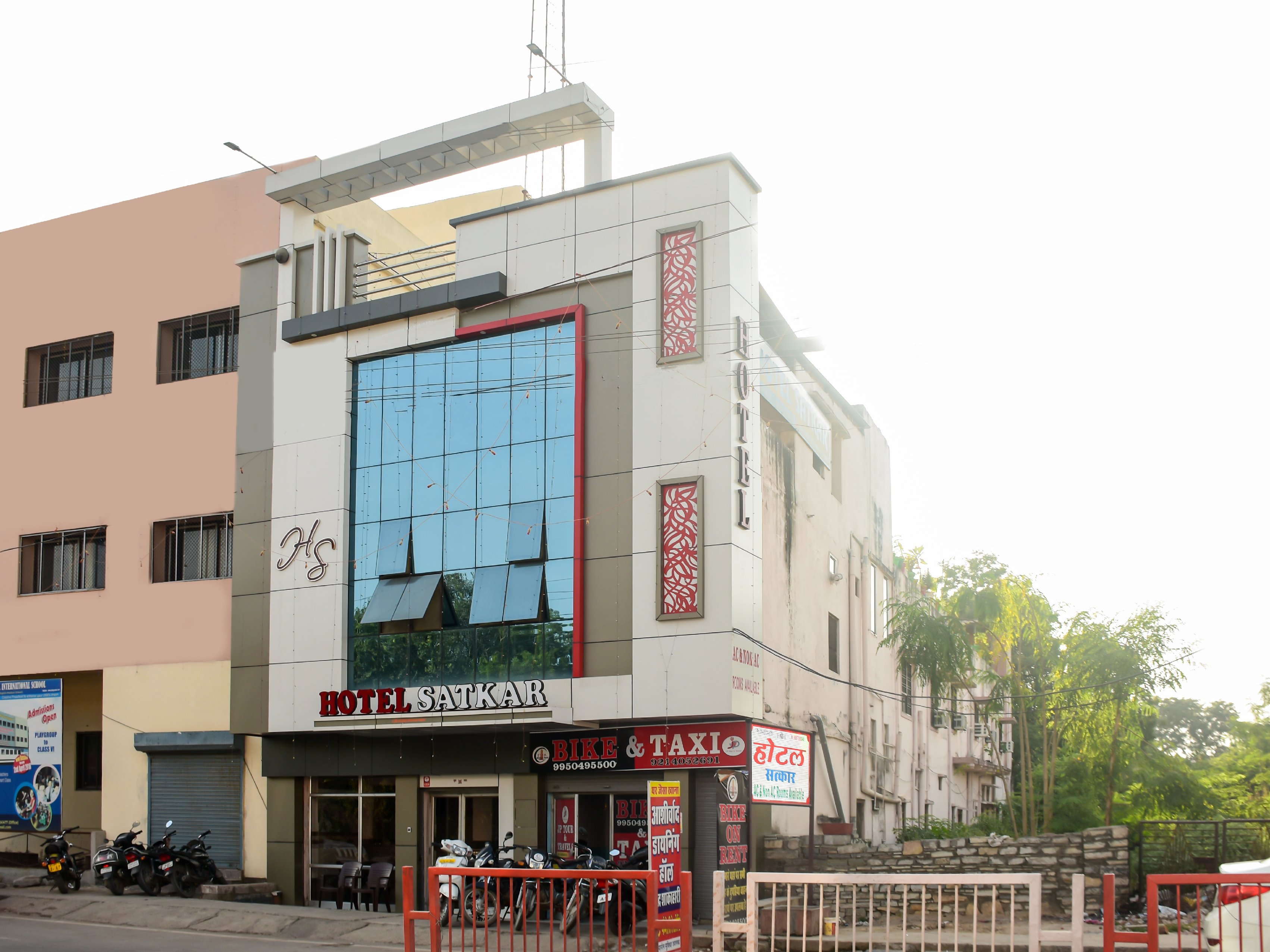 Hotel Satkar