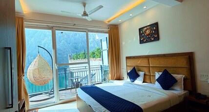 Allure Lakefront Room Type - Balcony Suite (Lake View)