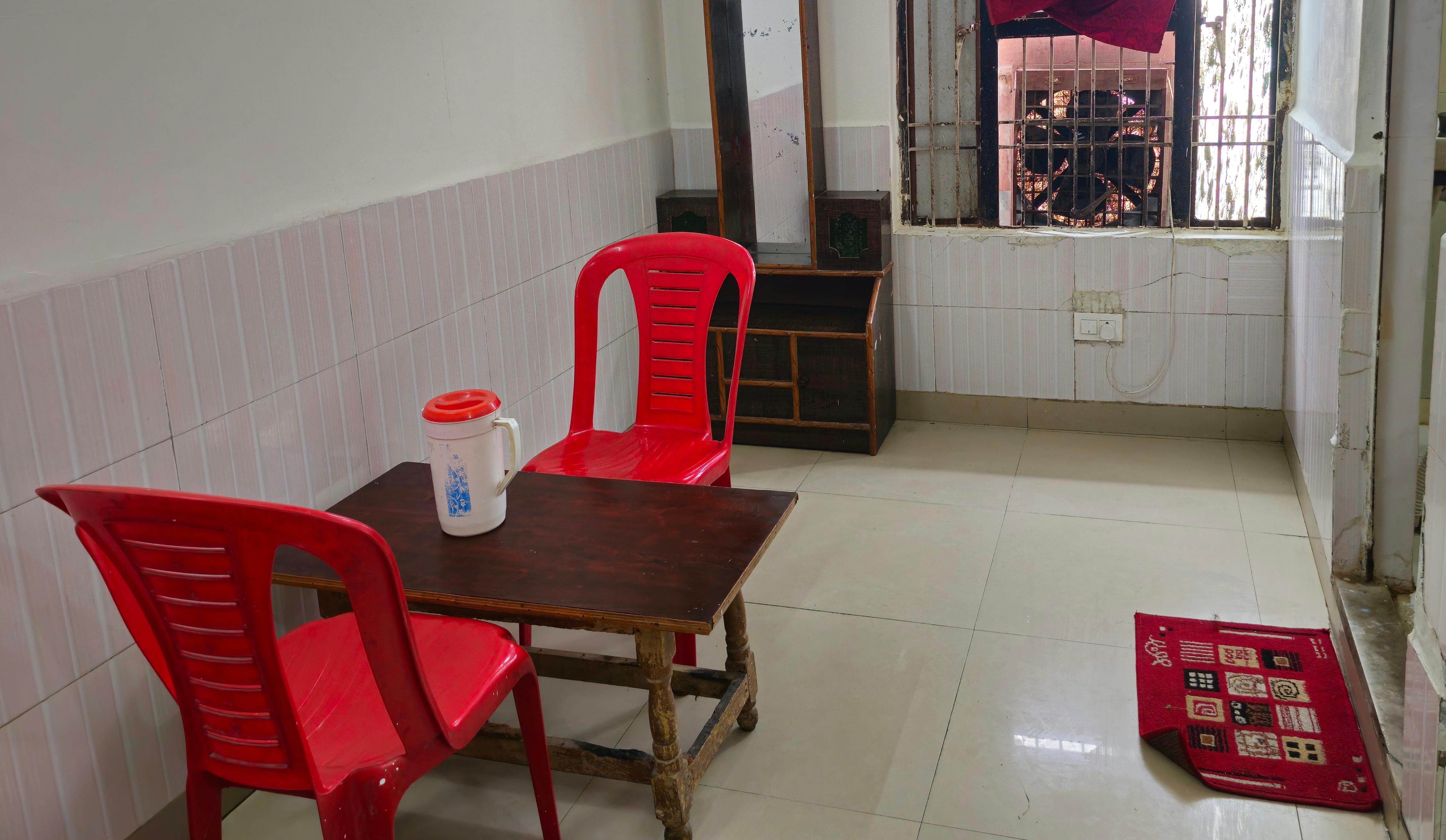 Hotel A avenue - Tap to explore photos