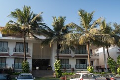 Royal Garden Resort (FREE WATER PARK ENTRY)