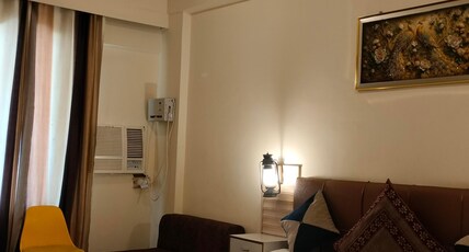 Travel Inn Hotel Room Type - DELUXE ROOM06