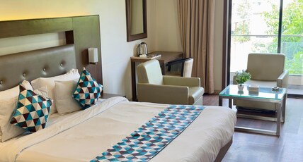 Hotel Signature Room Type - Royal AC ( 390 Sq. Ft. )