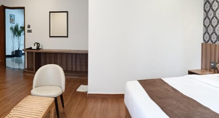 The Parmatma Hotel Room Type - FAMILY ROOM
