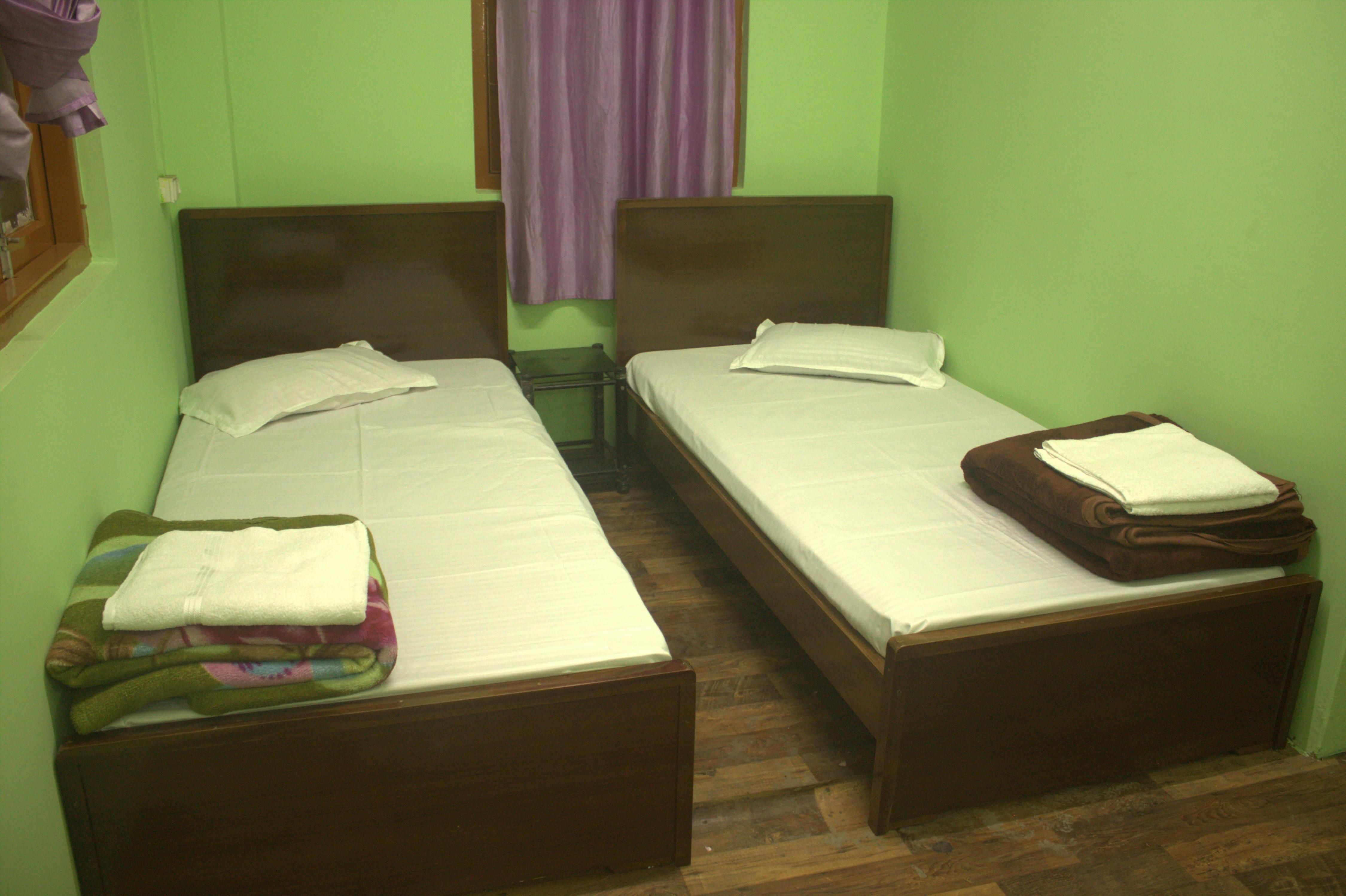 Home Stay | Rooms & Wi-Fi - Tap to explore photos