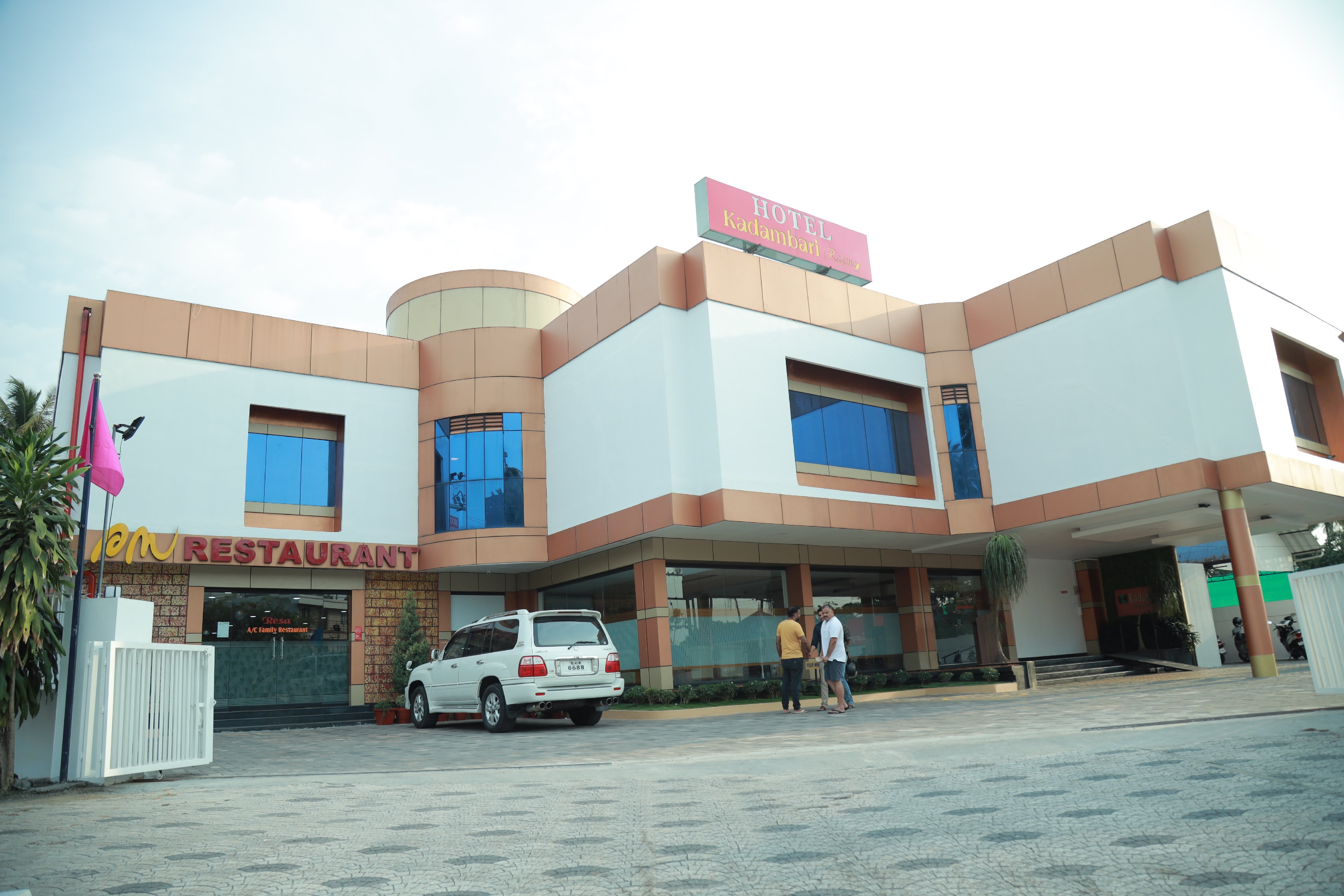 Hotel Kadambari Regency - Tap to explore photos
