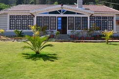 Hillington Cottage | Rooms & Suites