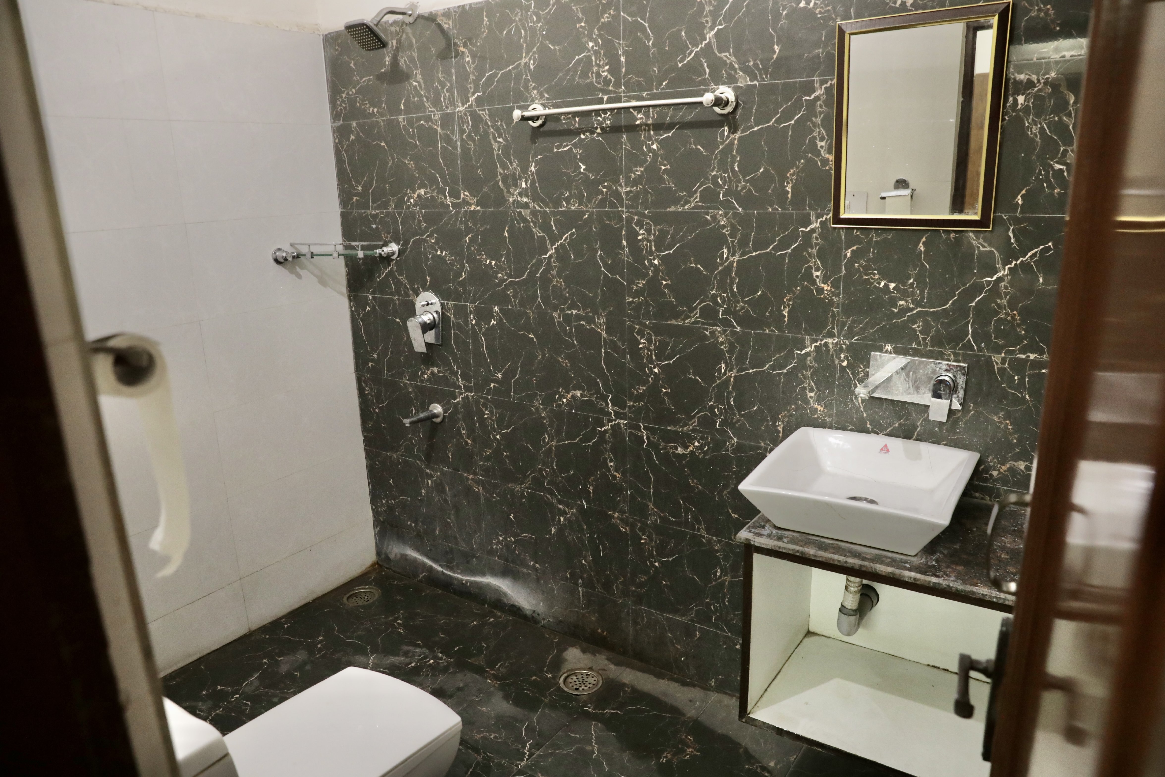 Hotel Pal Regency - Tap to explore photos