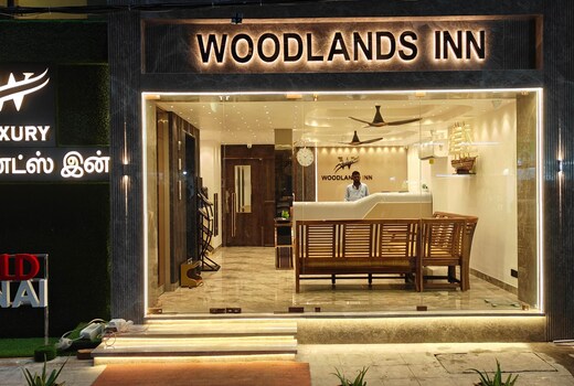 Woodlands Inn