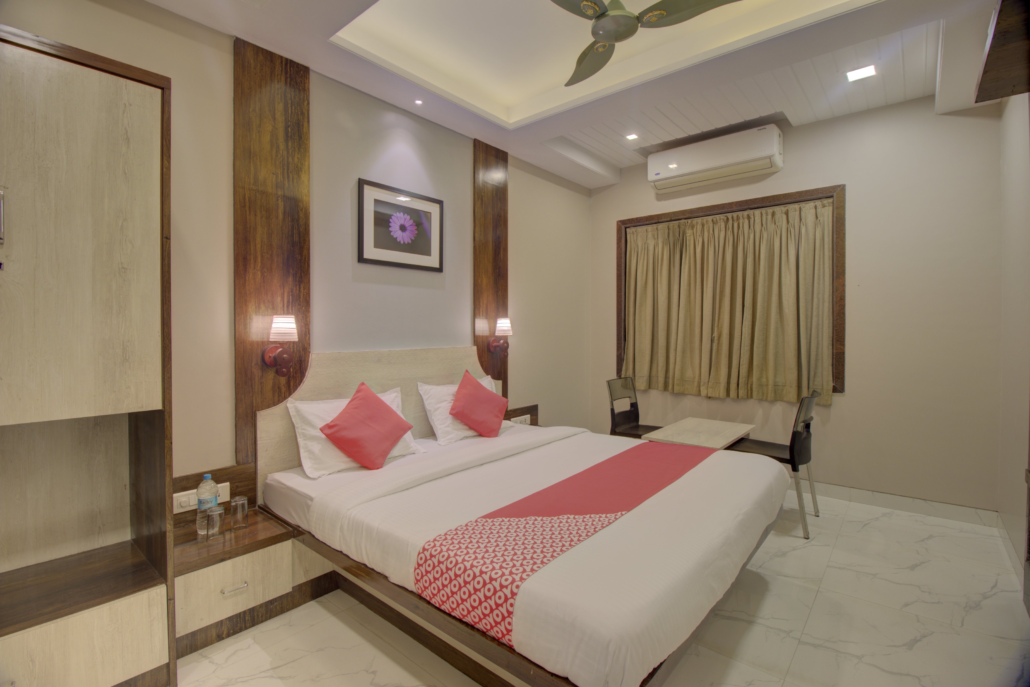 Hotel Omkar Residency 