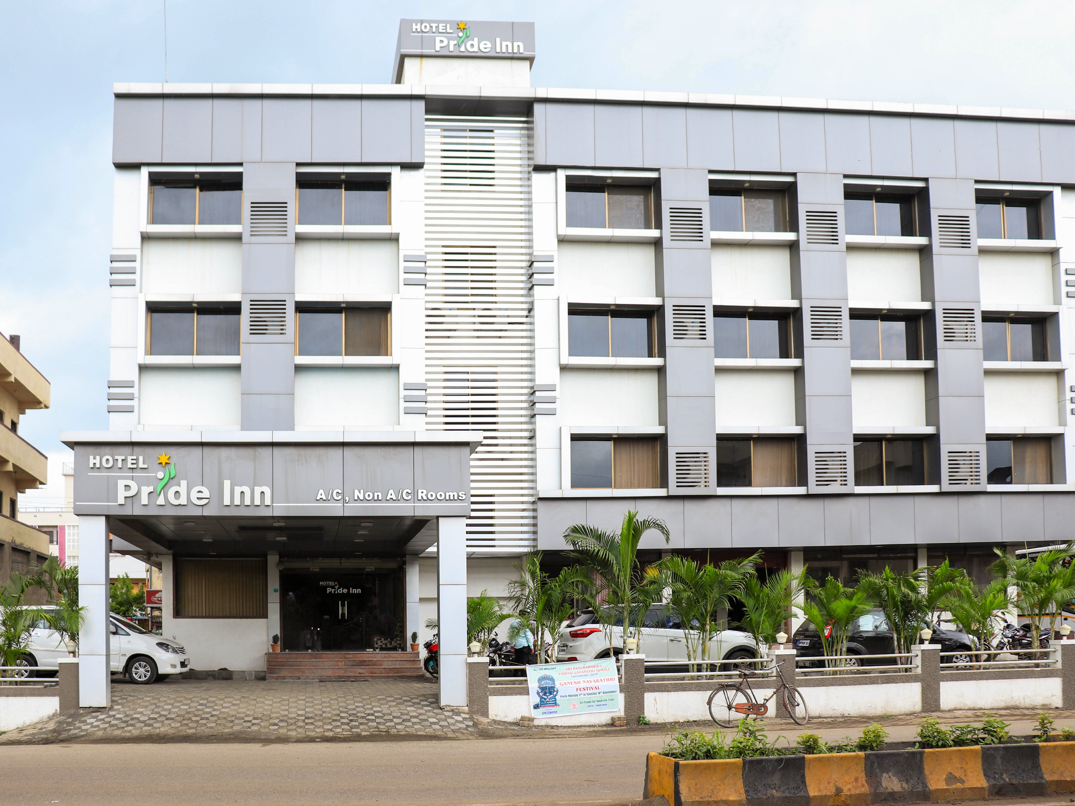 Hotel Pride Inn