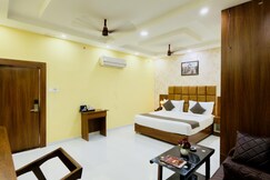 Photos of Hotel Roshan - 3 Min Walk To Godowliya.