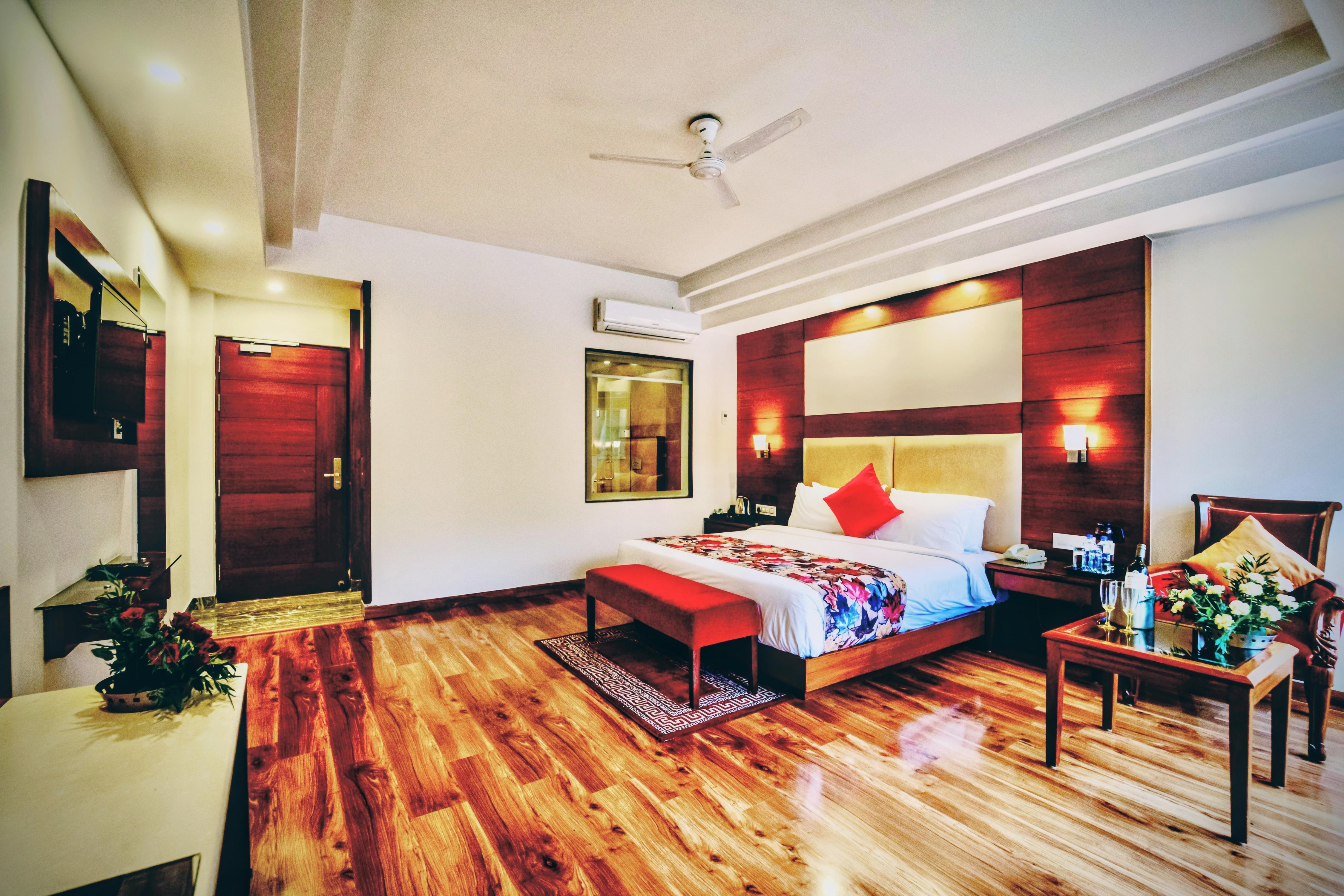 The Allure Grand - Riverside Resort & Spa - Tap to explore photos