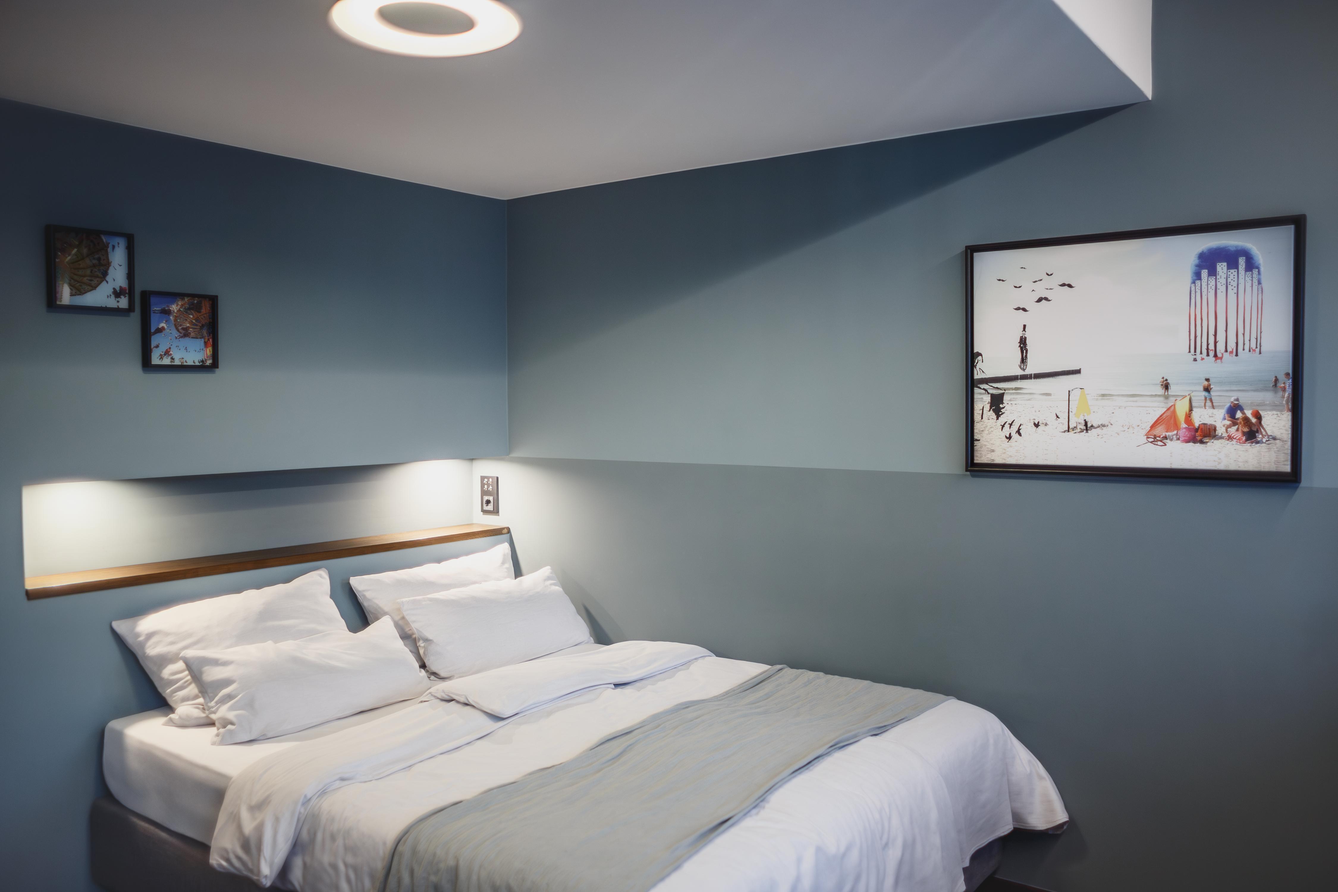 The Circus Hotel Room Type - Small