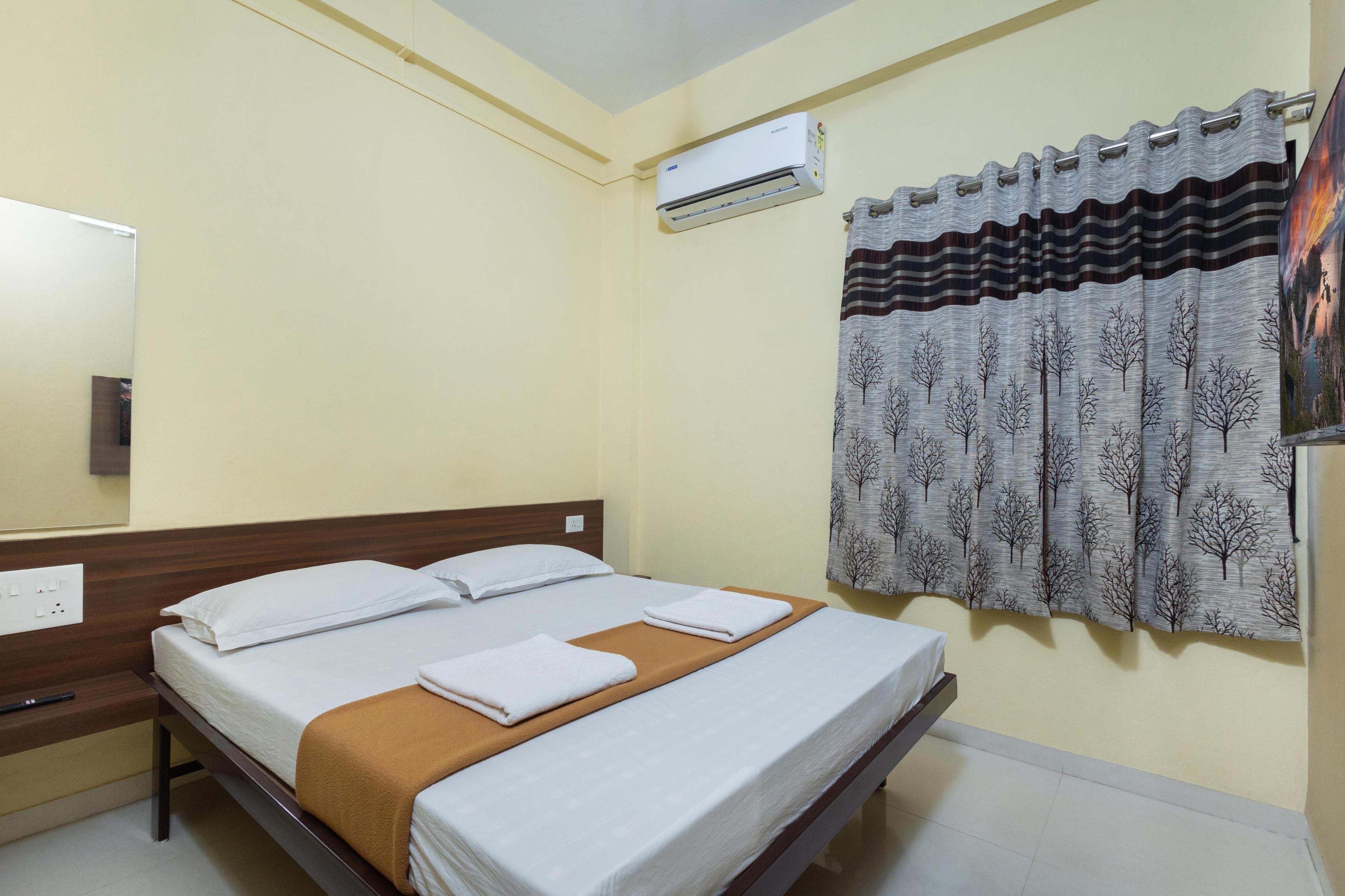 Hotel Ambika Room Type - Deluxe Double Bed Non AC