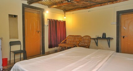 Tribal Wood Resort Room Type - Bamboo Cottage AC Room