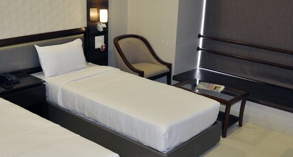Hotel Dolphin Room Type - LUXURY TWIN BED