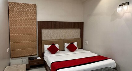 Hotel Golden Fortune Room Type - Deluxe Room Hotel Golden Fortune Room Type - Deluxe Room