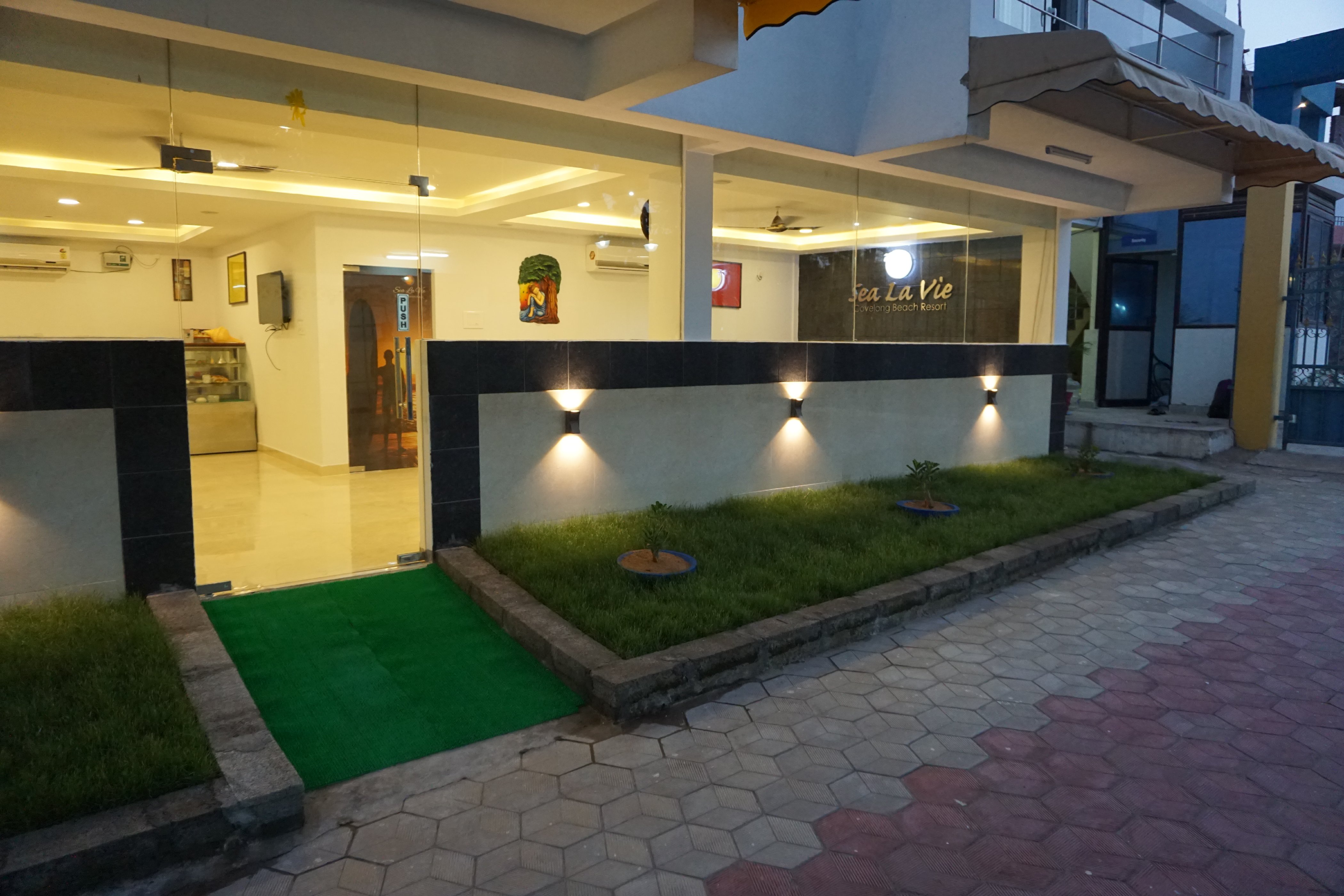 Main gallery