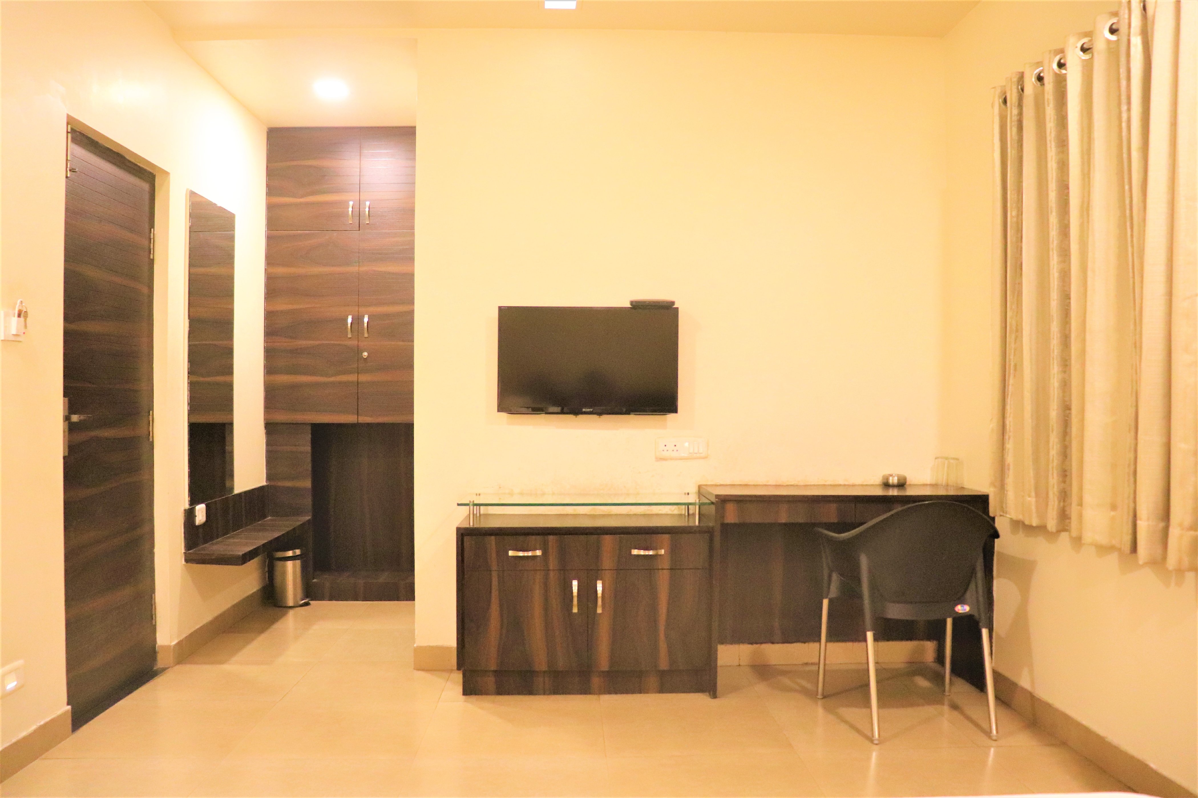Hotel SPDS ( 20 Kms away from Pondicherry) - Tap to explore photos