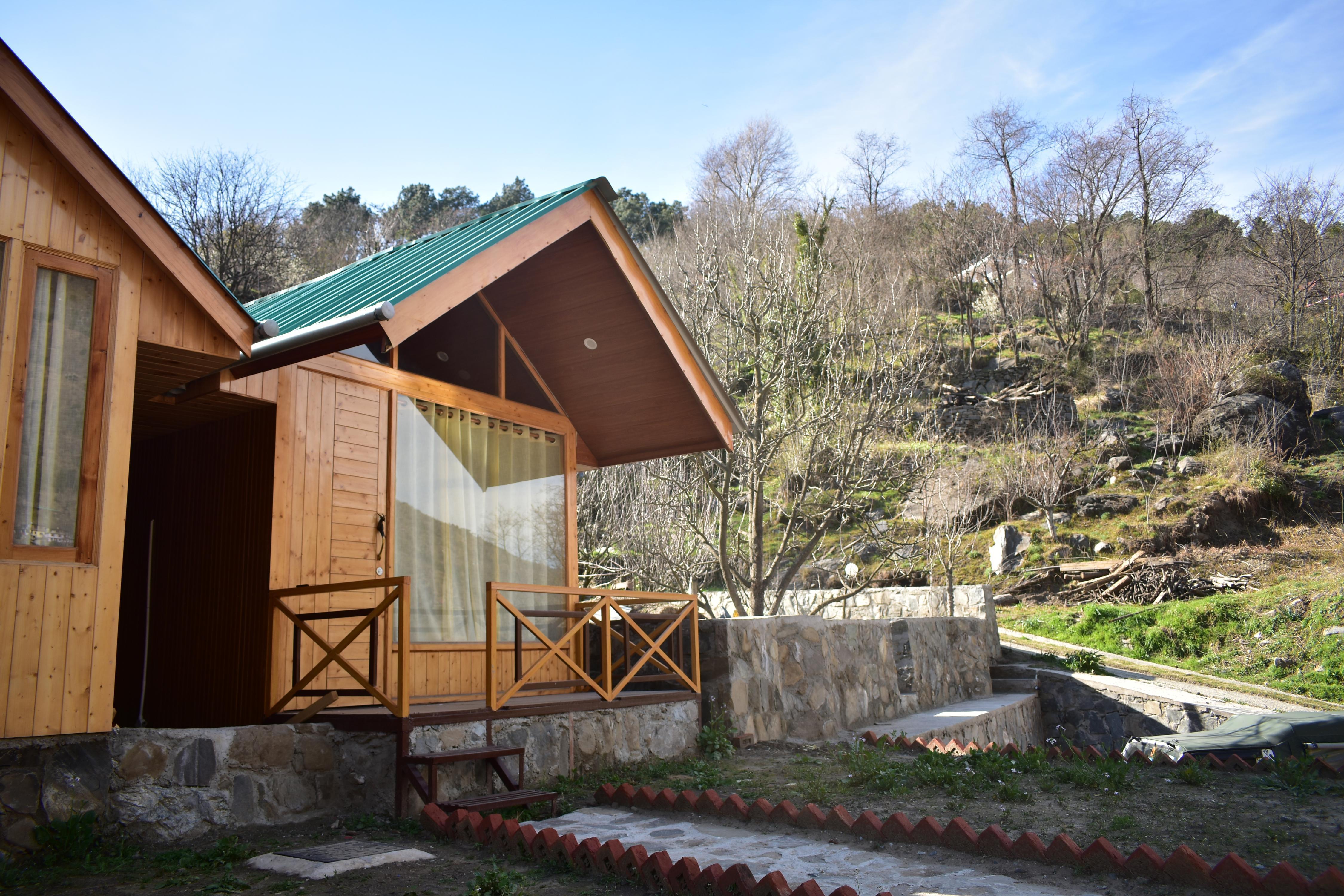 Wildwood Cabins - Tap to explore photos