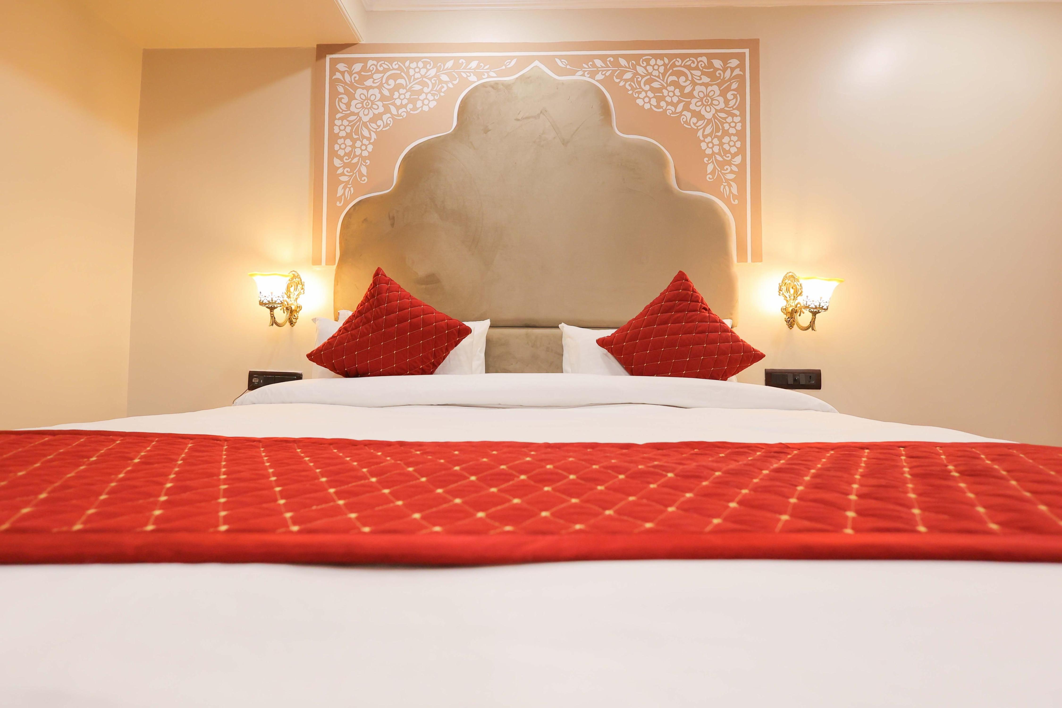 Hotel Ganga Ratan Room Type - Raja Man Singh Suite