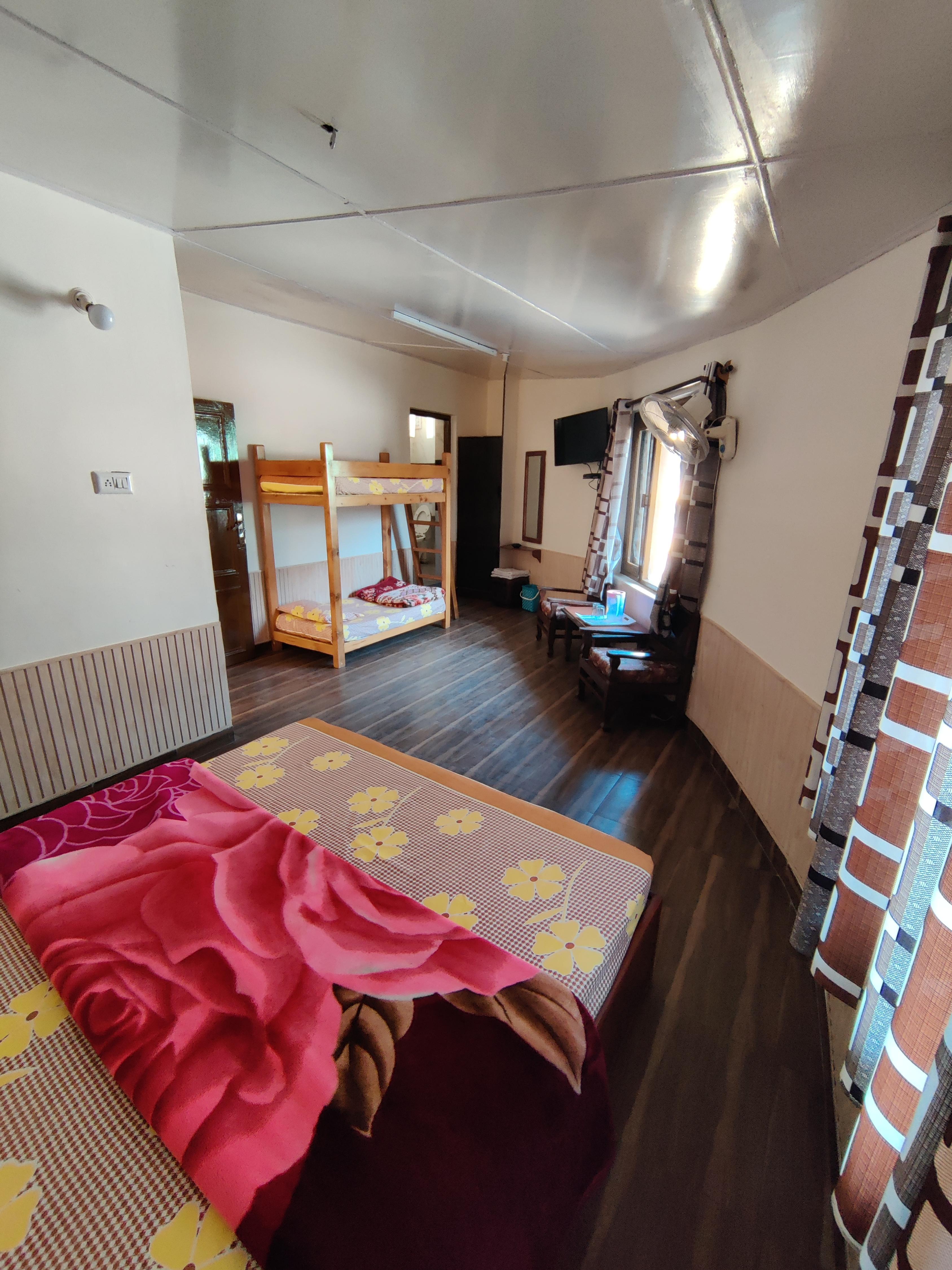 Hotel Alankar Room Type - Deluxe room with Bunk Bed Top Floor