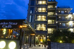Hotel Lake Star