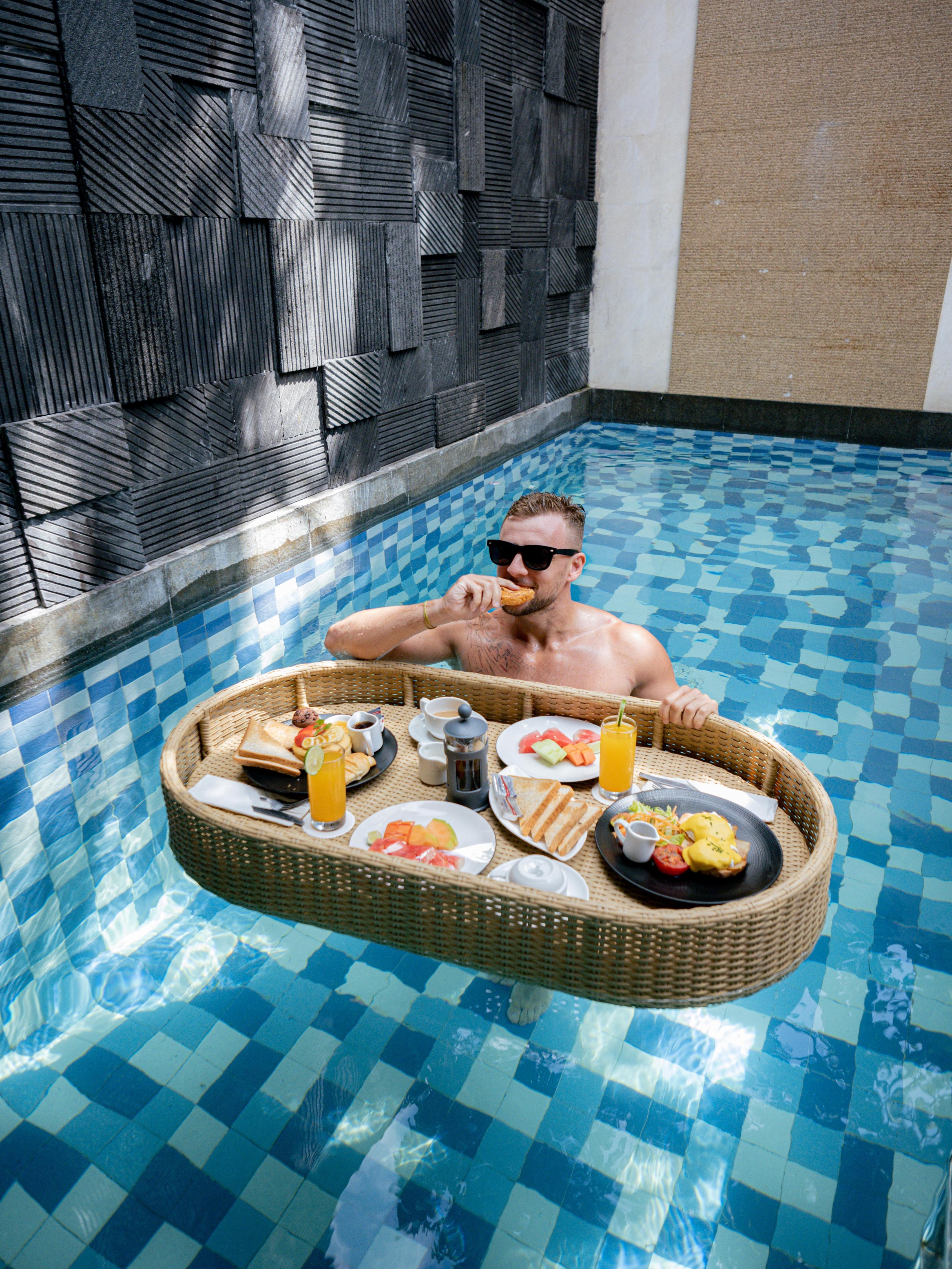 Lasanti Villas Seminyak - Tap to explore photos
