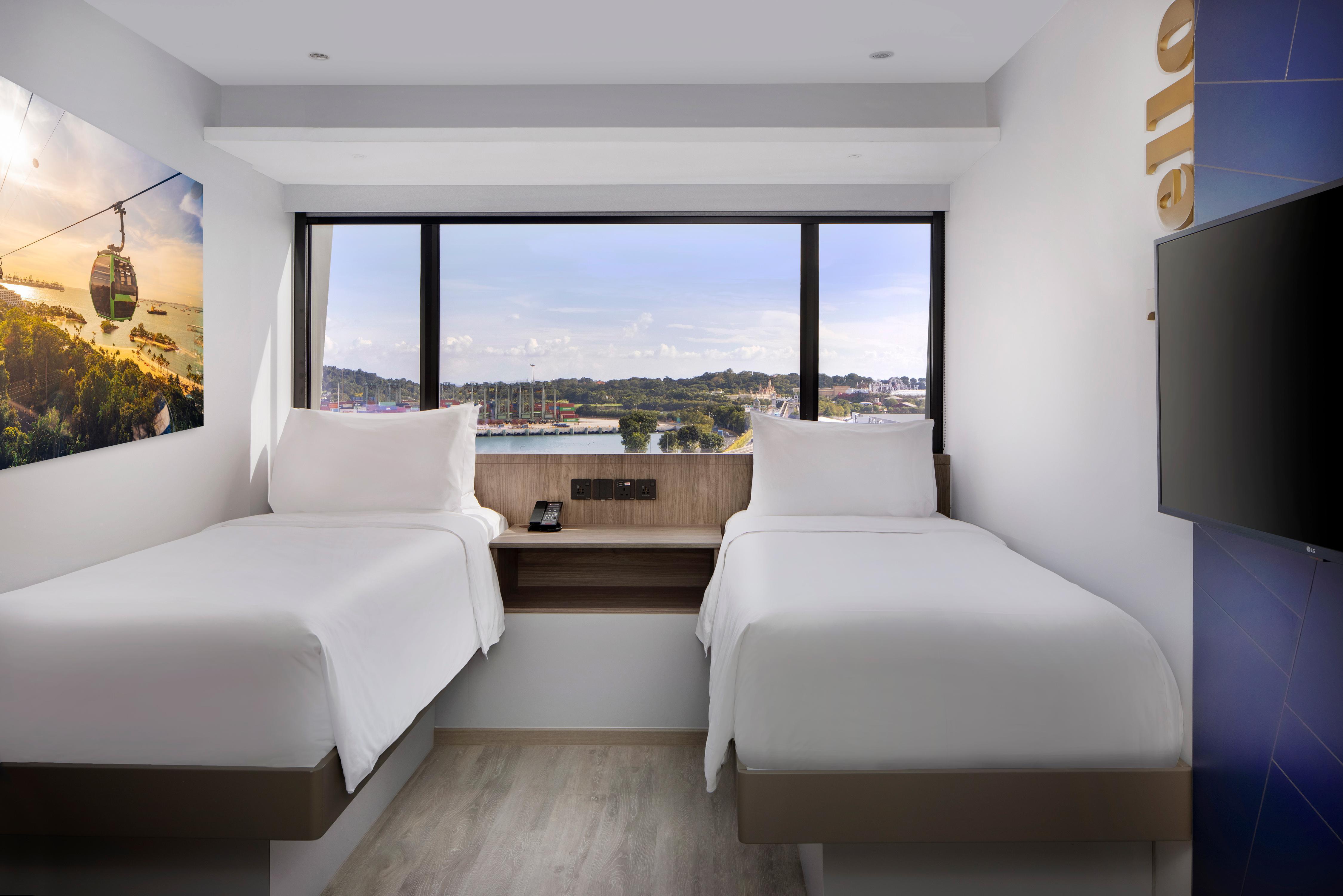 Travelodge Harbourfront Singapore - Tap to explore photos