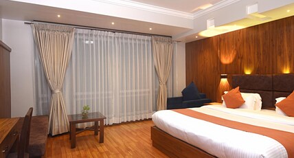 Hotel Mums Home Room Type - Super Deluxe  with Bathtub