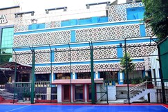 Citi Club - Just 15 minutes from Kanpur Central Railway Station