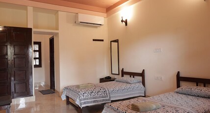 MVT Guesthouse & Restaurant Room Type - Deluxe Twin