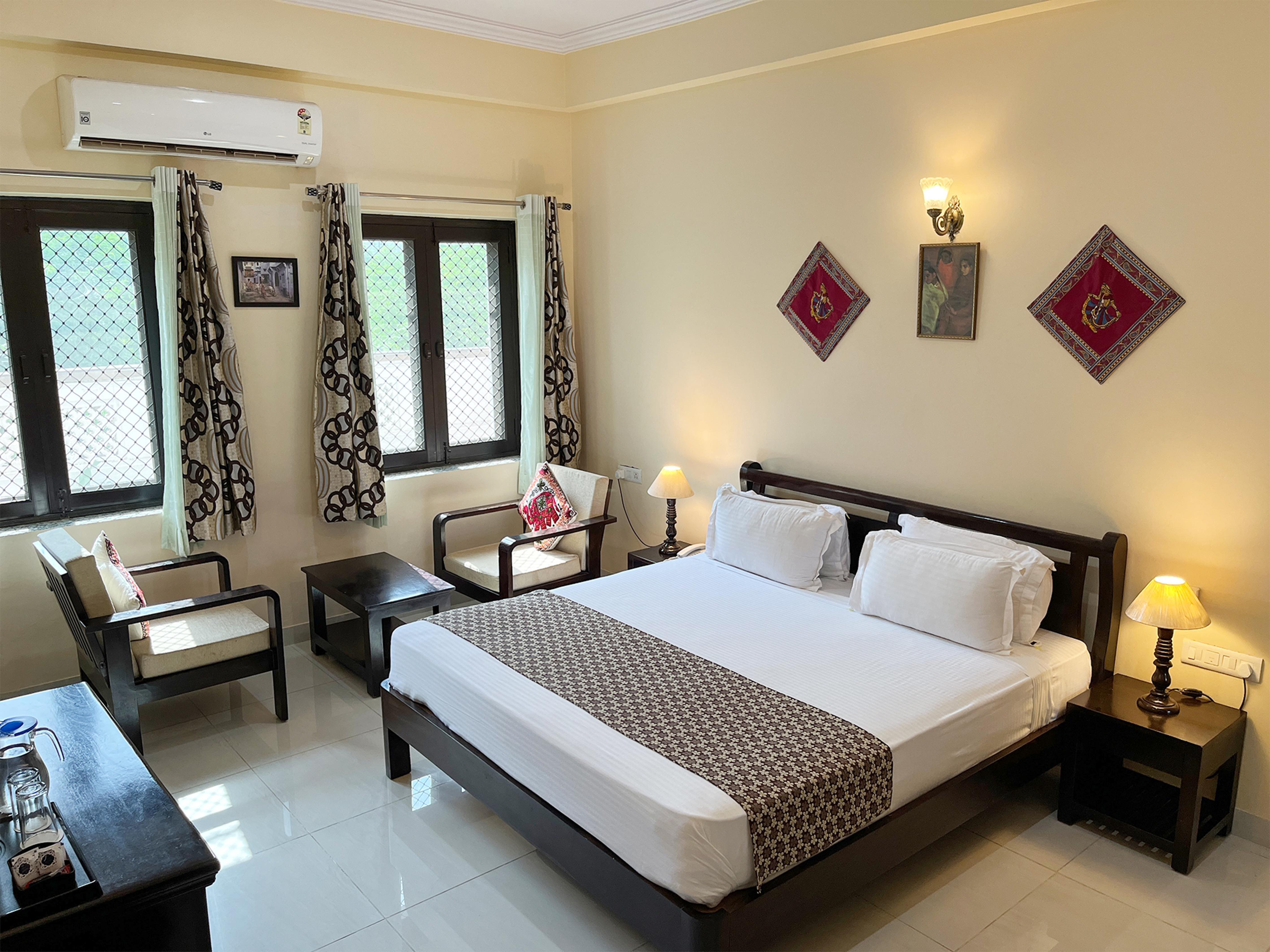 BHAGWATI VILAS Room Type - Deluxe Room - King