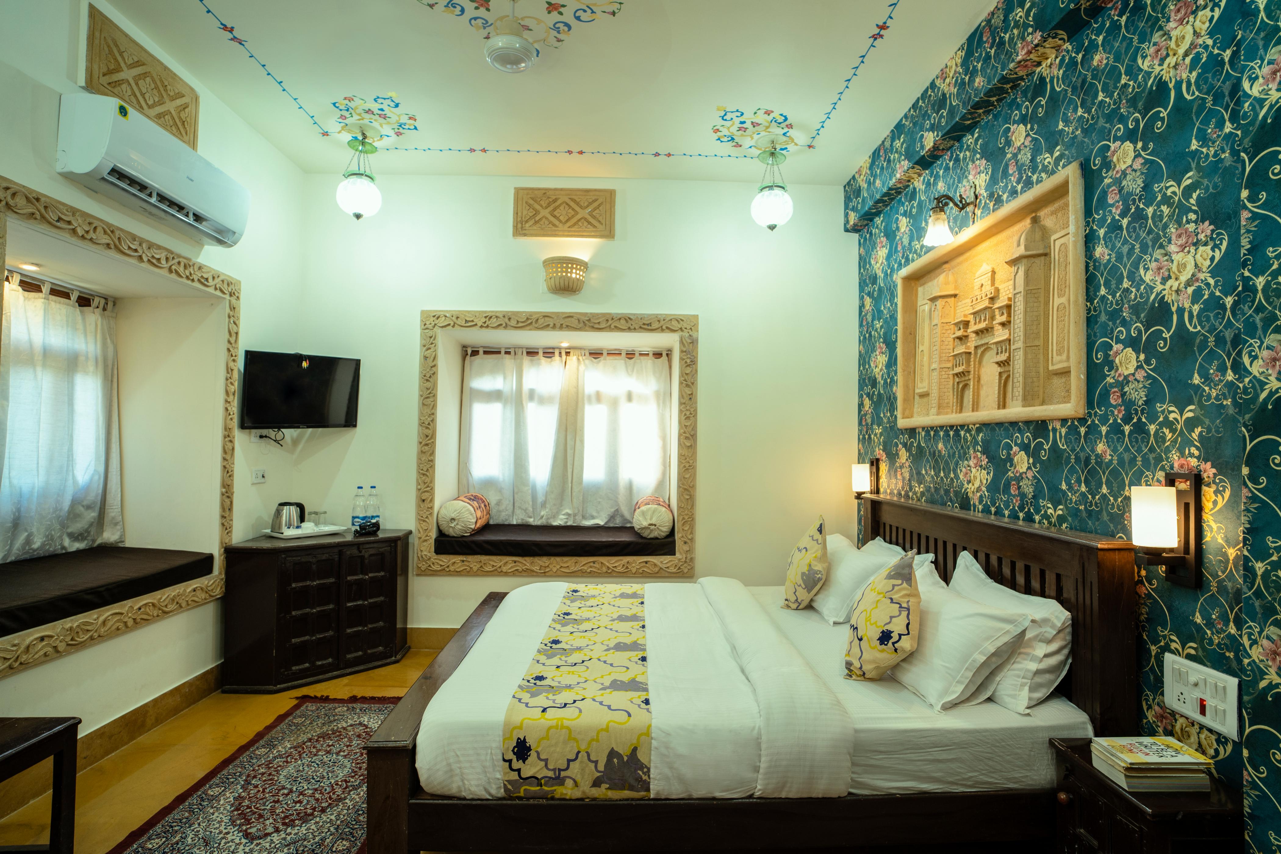 Tripli Hotels Prithvi Palace - Tap to explore photos