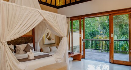 The Lokha Ubud Room Type - Two Bedroom Presidential Villa with Bathtub & Private Pool The Lokha Ubud Room Type - Two Bedroom Presidential Villa with Bathtub & Private Pool