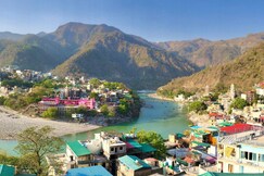 Trinetra guest house