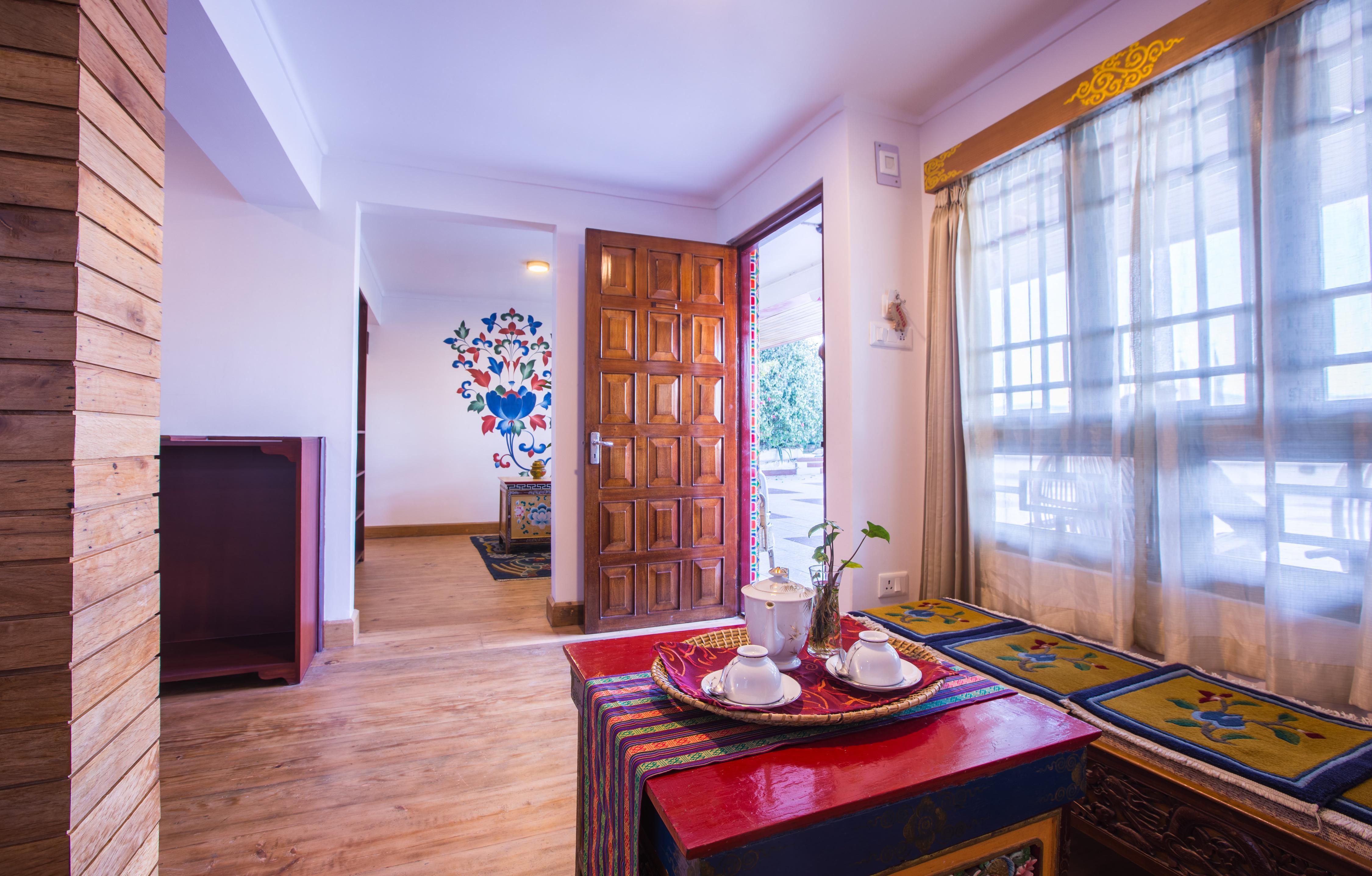 NETUK HOUSE A HERITAGE BOUTIQUE STAY (2 min walk to MG Marg) - Tap to explore photos
