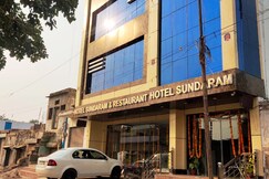 Hotel Sundram- 100 Meter From Railway Station