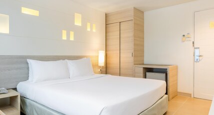 SUNSHINE HOTEL AND RESIDENCES Room Type - Standard Room