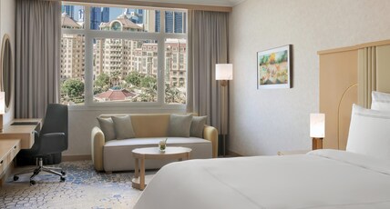 Swissotel Al Murooj Room Type - Deluxe Room, 1 King Bed Swissotel Al Murooj Room Type - Deluxe Room, 1 King Bed