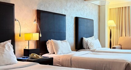 Sunday Suites Excelsior Hotel Deira (formerly Sheraton Deira) Room Type - Triple Twin Bedroom