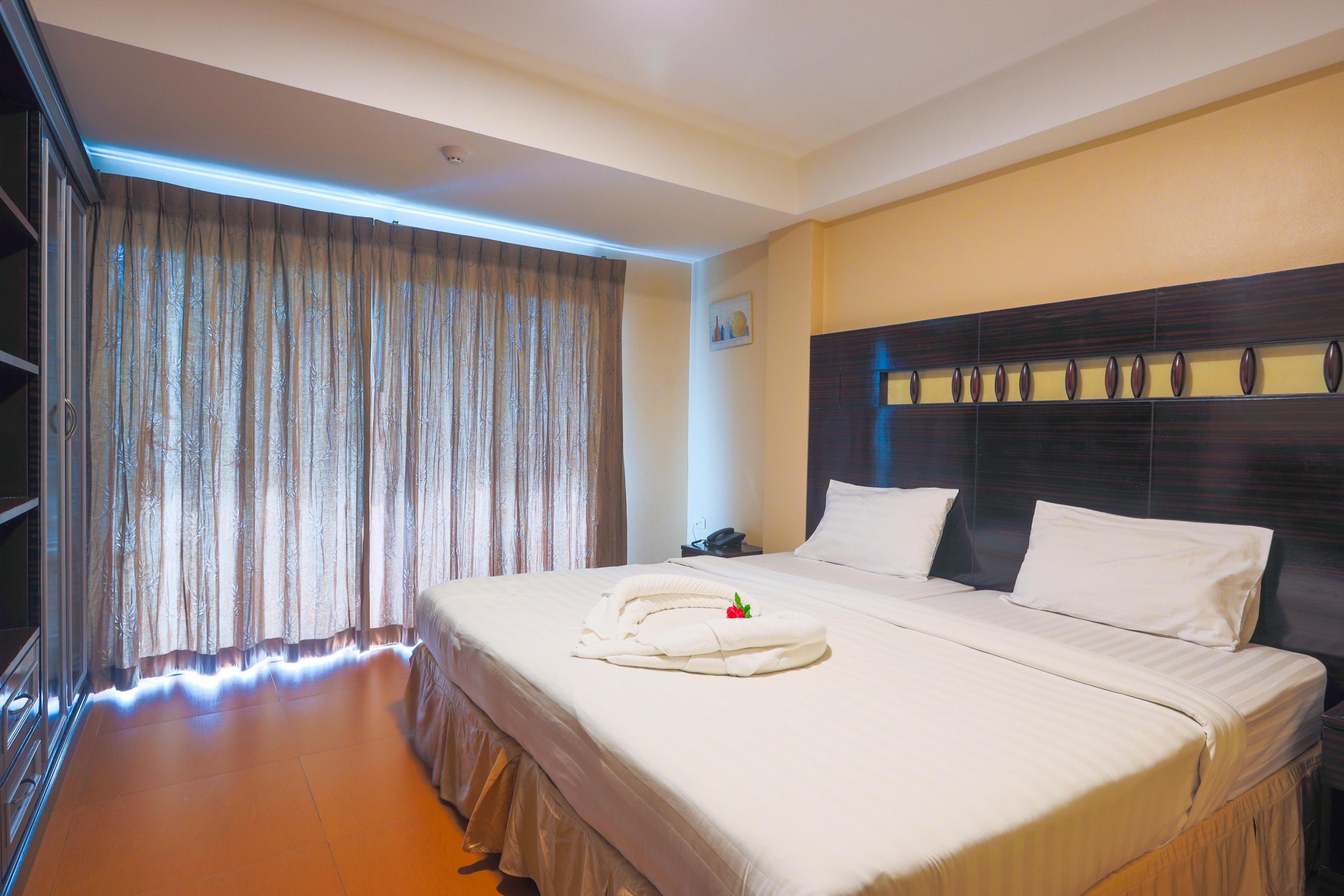 Land Royal Residence Pattaya - Tap to explore photos
