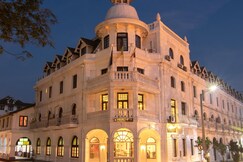 Queen's Hotel, Kandy