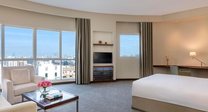 Grand Millennium Al Wahda Hotel and Executive Apartments Abu Dhabi Room Type - Junior Suite