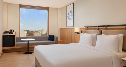 Fairfield By Marriott Amritsar Room Type - Superior King with Seating Area access