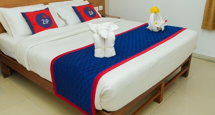Zip By Spree Hotels Mangala International Room Type - Standard Room
